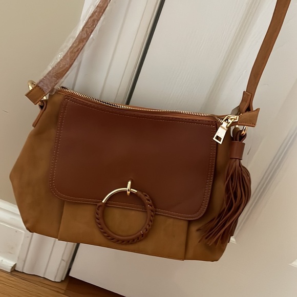 Francesca’s faux suede bag- NWT rich chestnut color - Picture 3 of 4